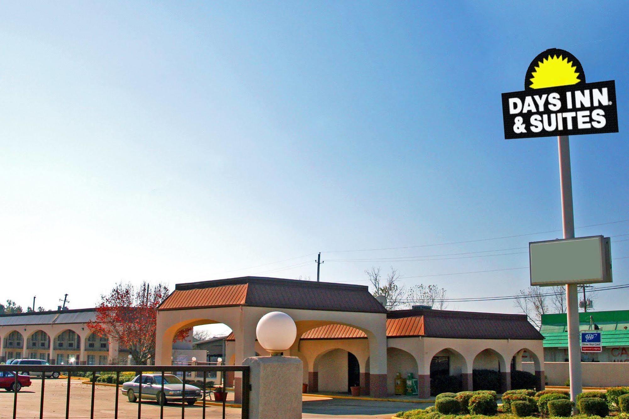 Days Inn&Suites by Wyndham Starkville Eksteriør bilde
